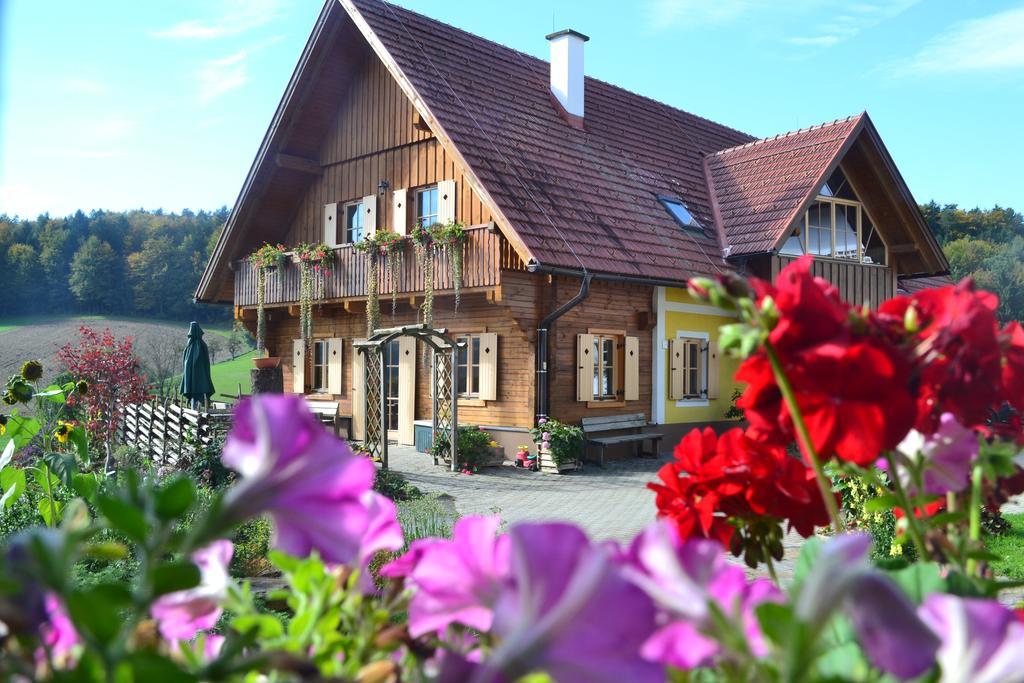 Villa am Jaukhof - Familie Stiendl Neudorf im Sausal Exterior foto